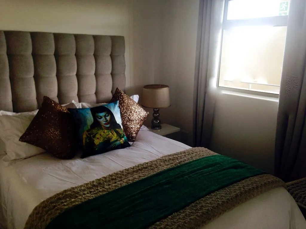The Quadrant Apartments ケープタウン